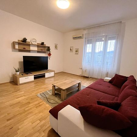 Boutique Family Apartment In The Heart Of City بودابست المظهر الخارجي الصورة