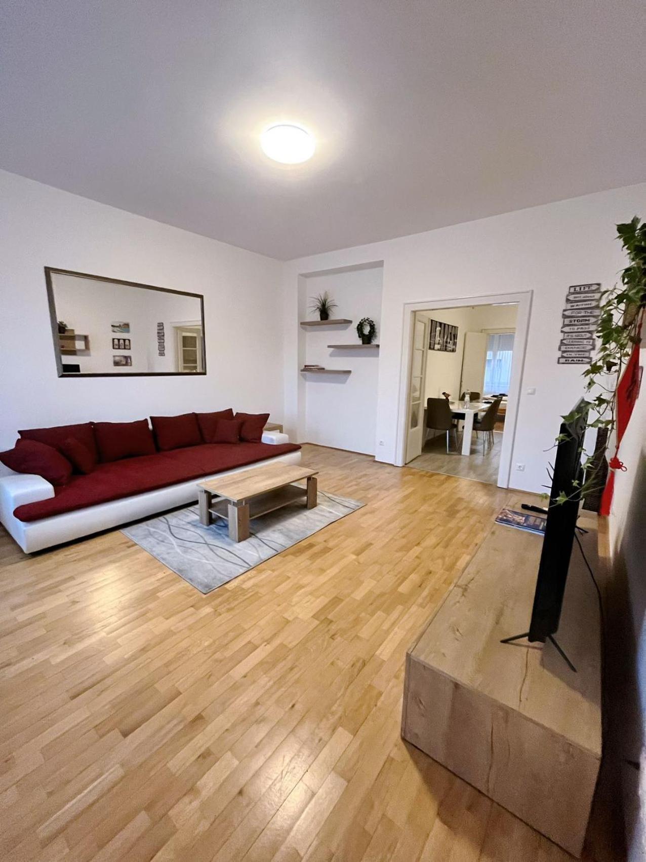 Boutique Family Apartment In The Heart Of City بودابست المظهر الخارجي الصورة