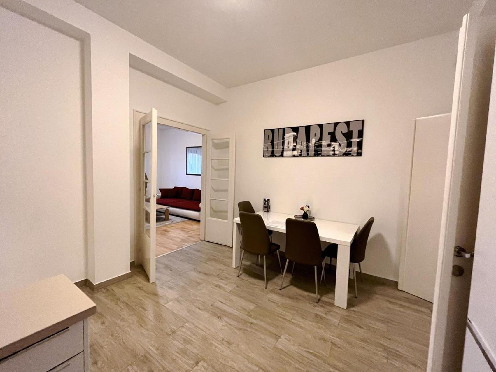 Boutique Family Apartment In The Heart Of City بودابست المظهر الخارجي الصورة