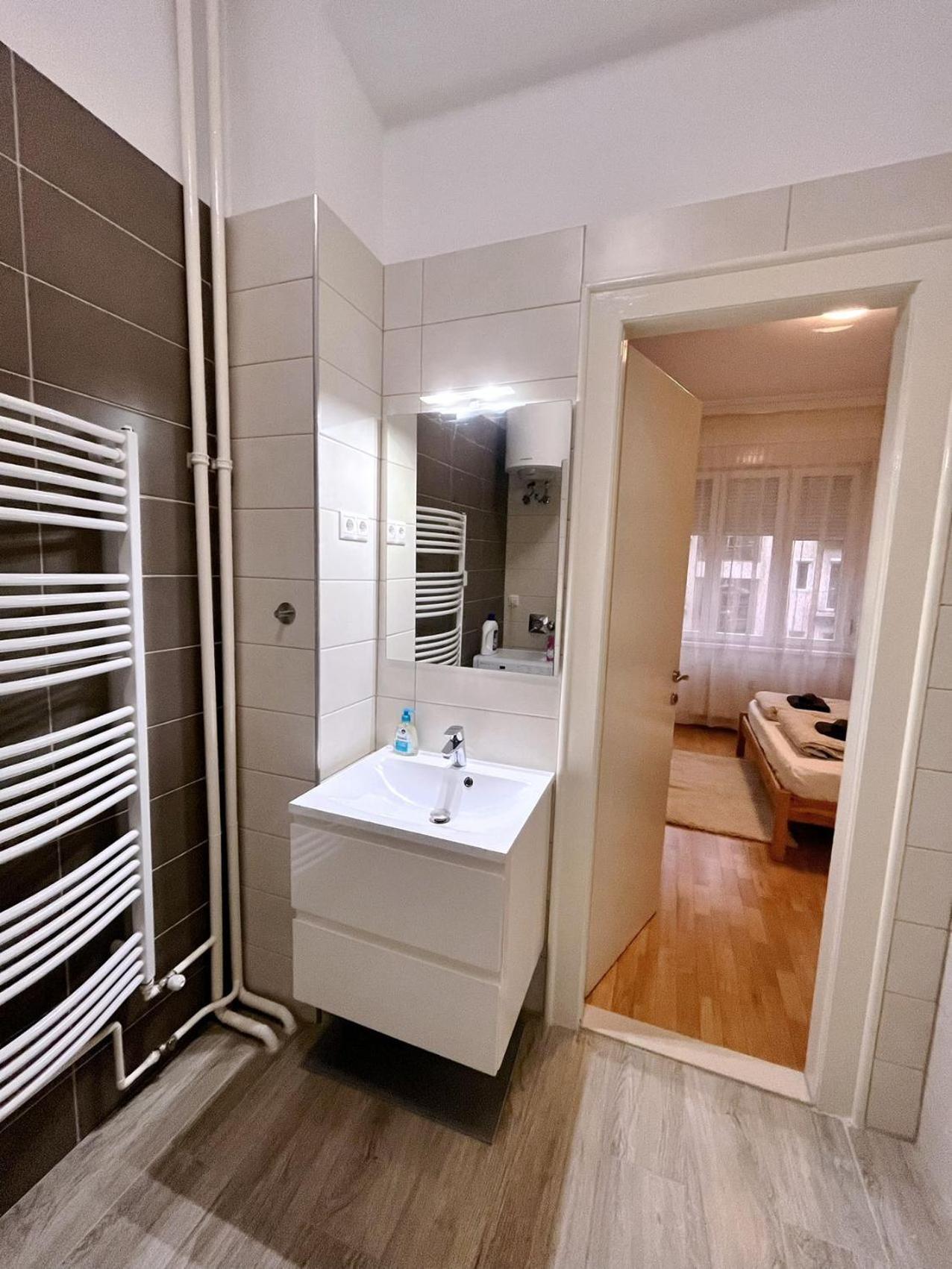 Boutique Family Apartment In The Heart Of City بودابست المظهر الخارجي الصورة