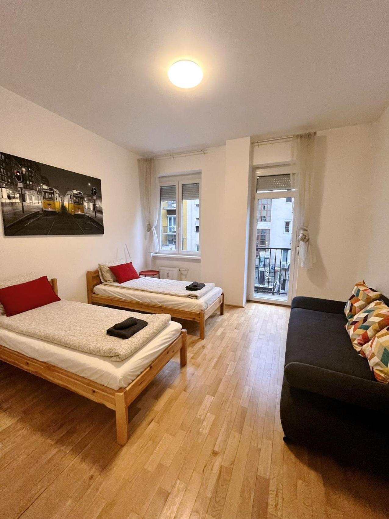 Boutique Family Apartment In The Heart Of City بودابست المظهر الخارجي الصورة